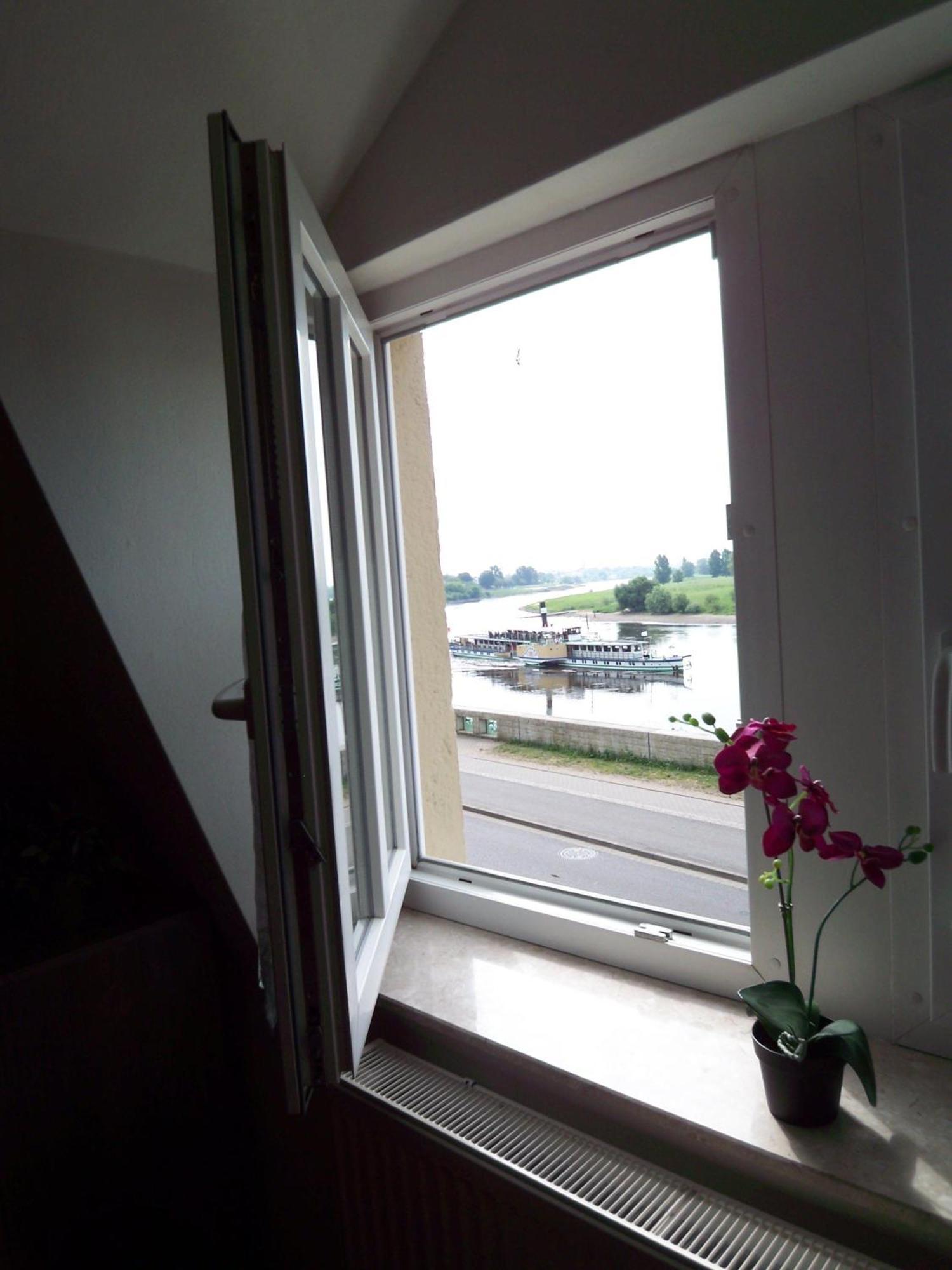 Ambiente-An-Der-Elbe-Wohnung-Og Dresden Buitenkant foto